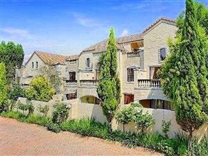 2 Bed Duplex in Melrose Estate