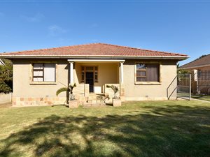 3 Bedroom House in Glenhurd