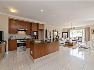 3 Bed Apartment in Craighall