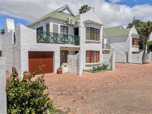 2 Bed Simplex in Bridgewater