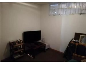 2 Bed Flat in Point Waterfront