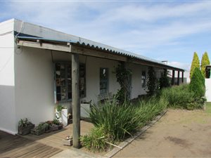 7 Bed Flat in Glen Gariff