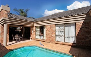 3 Bedroom Townhouse in Beyers Park