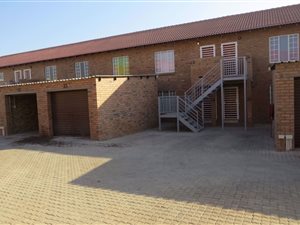 2 Bed Apartment in Middelburg Central