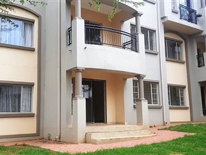 2 Bed Townhouse in Hazeldean (Silverlakes Surroundings)