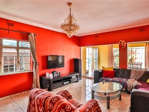 4 Bed House in South Hills