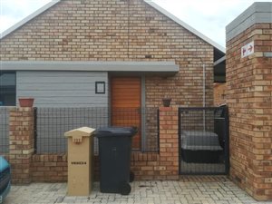 2 Bed Townhouse in Die Bult