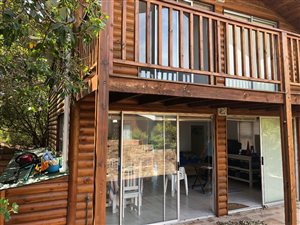 3 Bed House in Meerenbosch