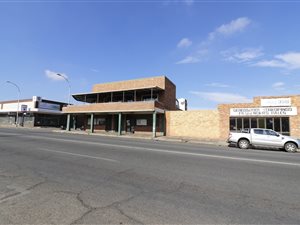 1200 m² Office Space in Brakpan Central