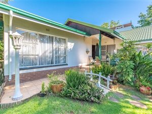 5 Bed House in Constantia Kloof