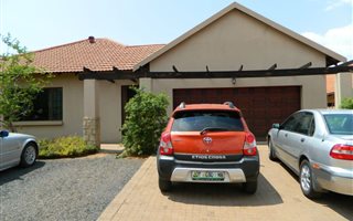 3 Bedroom House in Melodie