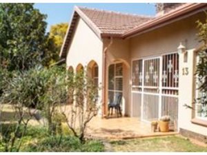 4 Bed House in Dalpark