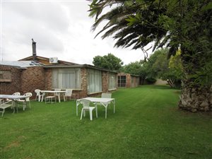 4.3 ha Smallholding in Ferreira
