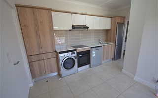 1 Bedroom Apartment in Linbro Park