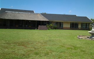 Farm with House in Riverpark