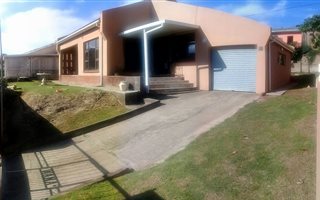 3 Bedroom House in Umlazi