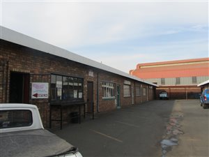 60 m² Industrial space in Vanderbijlpark CE6