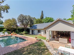 5 Bed House in Parkmore