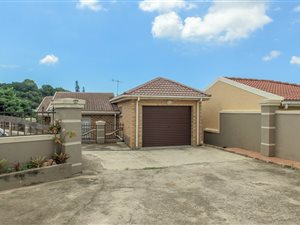4 Bedroom House in Bonela