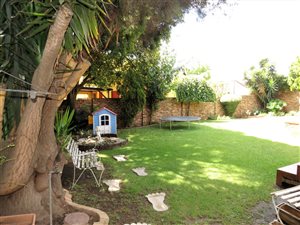 3 Bed House in Marais Steyn Park
