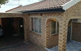 3 Bedroom House in Woodview