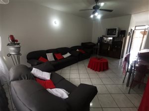 2 Bed Apartment in Vanderbijlpark CW3