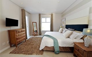 4 Bedroom House in River Club