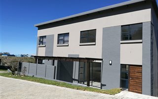 3 Bedroom Duplex in Westering