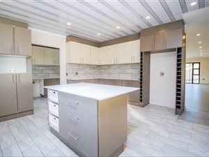 3 Bed Townhouse in Fairview Golf Estate