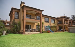 3 Bedroom Townhouse in Lakefield
