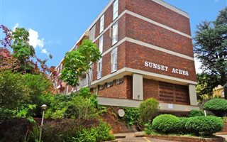 3 Bedroom Apartment in Sunset Acres