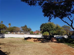 1060 m² Land available in Val de Grace