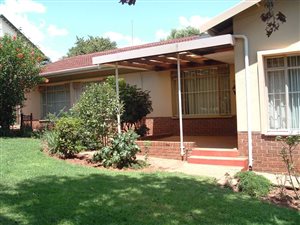 3 Bed House in Monument Park