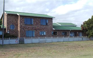 3 Bedroom House in Klein Brak River