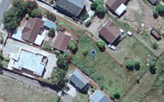 915 m² Land available in Dawncrest