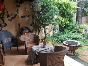 3 Bed Townhouse in Aston Manor