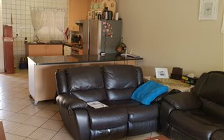 2 Bedroom Townhouse in Leeuwenhof Estate