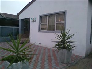 2 Bed House in Belhar