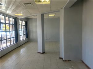 160 m² Office Space in Amanzimtoti