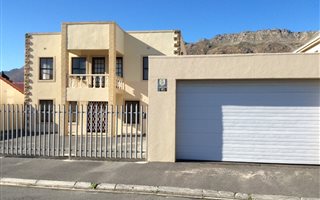 3 Bedroom House in Dobson