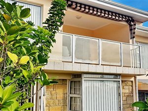 3 Bed Apartment in Mossel Bay Central