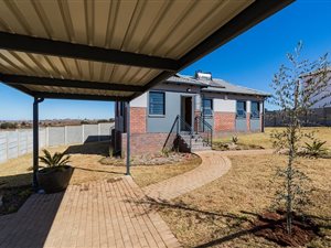 3 Bed House in Witpoortjie