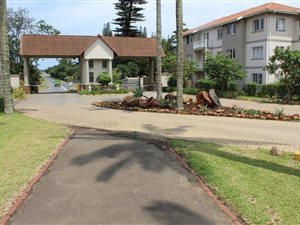 2 Bed Apartment in Manor Estates