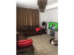 3 Bed Garden Cottage in Athlone Park