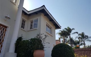 3 Bedroom House in Waterkloof Ridge