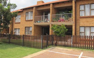 2 Bedroom Apartment in Willow Park Manor
