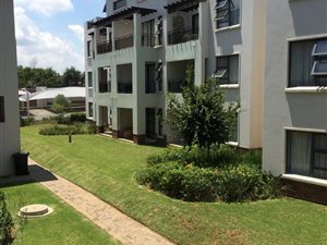 2 Bed Apartment in Fourways