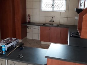 2 Bed Apartment in Veld En Vlei