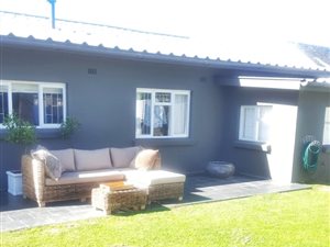 4 Bed House in Westcliff