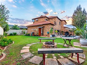 3 Bed House in The Meadows